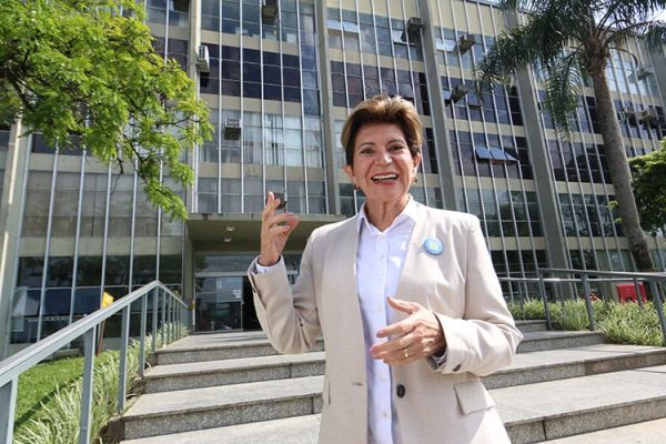 20-10-27_professora-elizabeth2