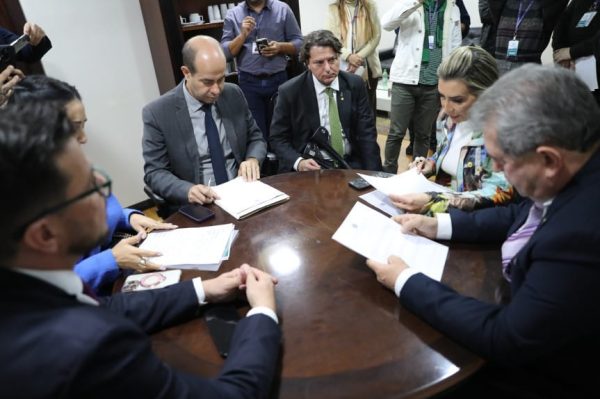 4Vu1DLg9Oa3YQq0jMKtOSogTEFEG0XMFeQIXjd40