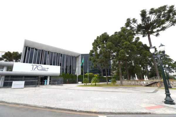 745LHZpXoe707Hy6oNslTGLIuozOSZKPyTixSJQc