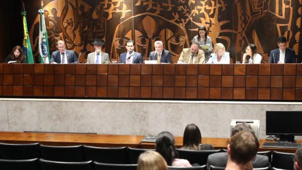 MU8nNQS9gMJbBtYtHuXfeL9qYhF4tXF6m1shube9