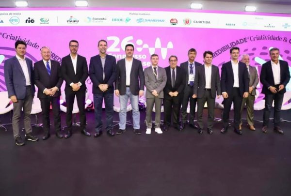 iWhZOb70vFGWD4zUHPm2NZLLkVz3IsihOOlNxsPM