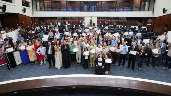 uRach5oT8Fiey5vb9gPDlVJrgXOgHkXXi0MuXQNT